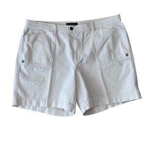Lauren Ralph Lauren White Cotton 7" Shorts - Size 20W